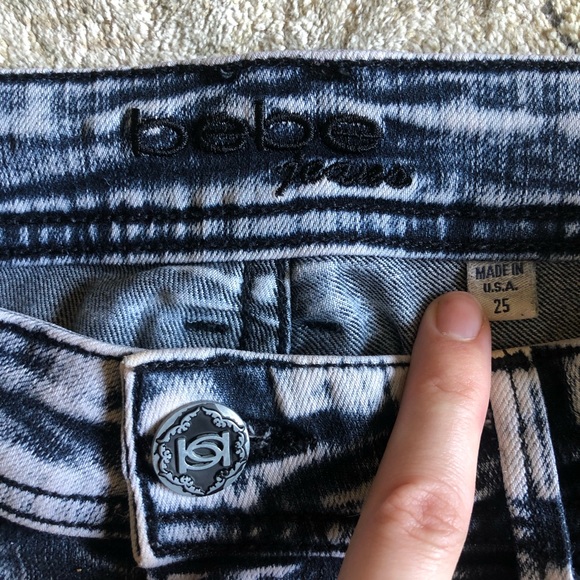 Bebe Mineral Washed Skinny Jeans - Picture 6 of 6